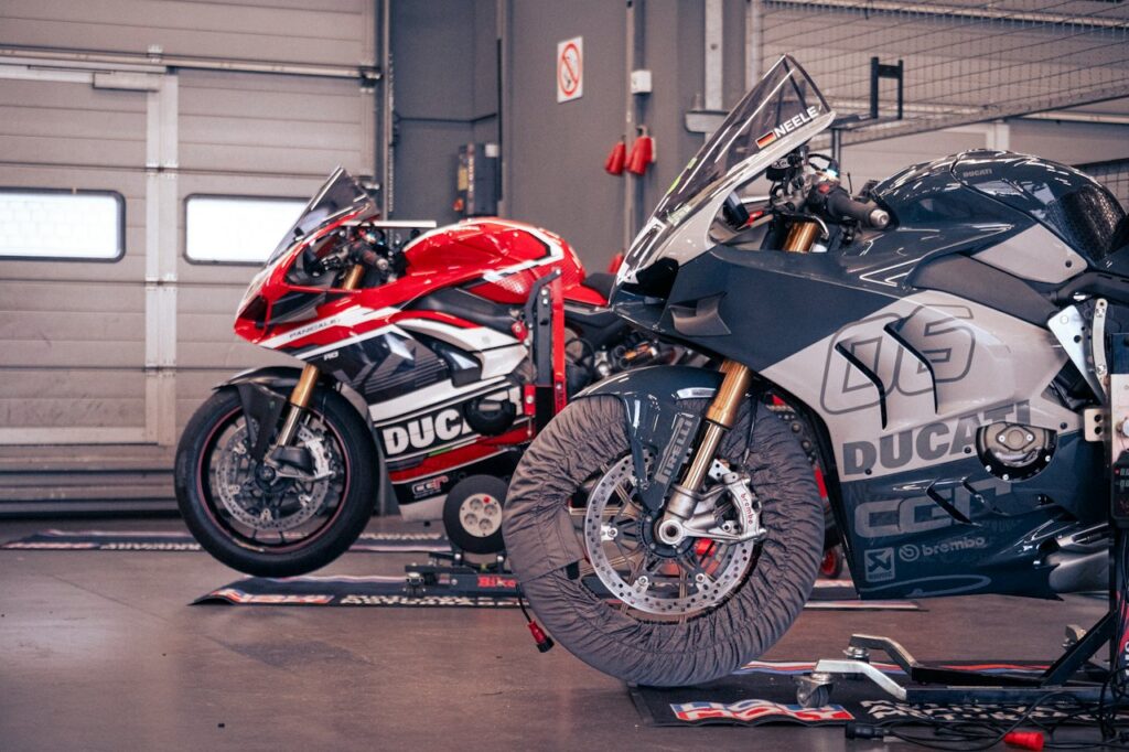 Cavalletto Alza Moto Posteriore Universale